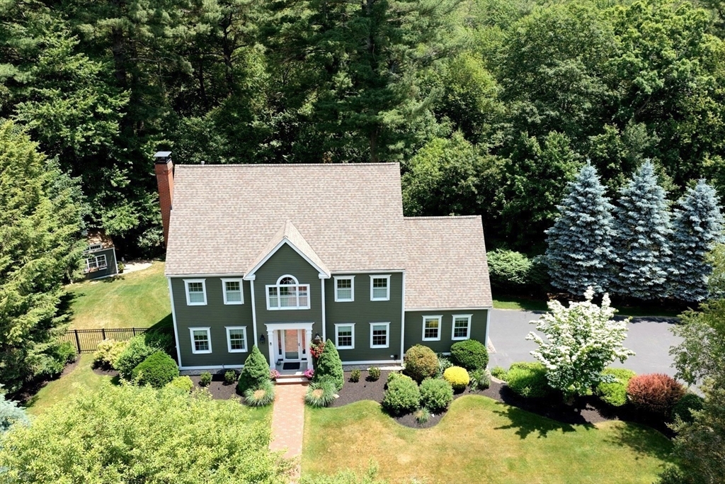 8 Sgt Roode Lane Middleton, MA 01949 - Photo 1 of 42