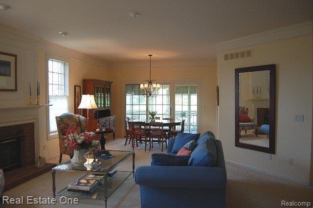 1504 Ford Court, Unit 31 Rochester, MI 48306 - Photo 4 of 14 Ford Ct. 1504 013