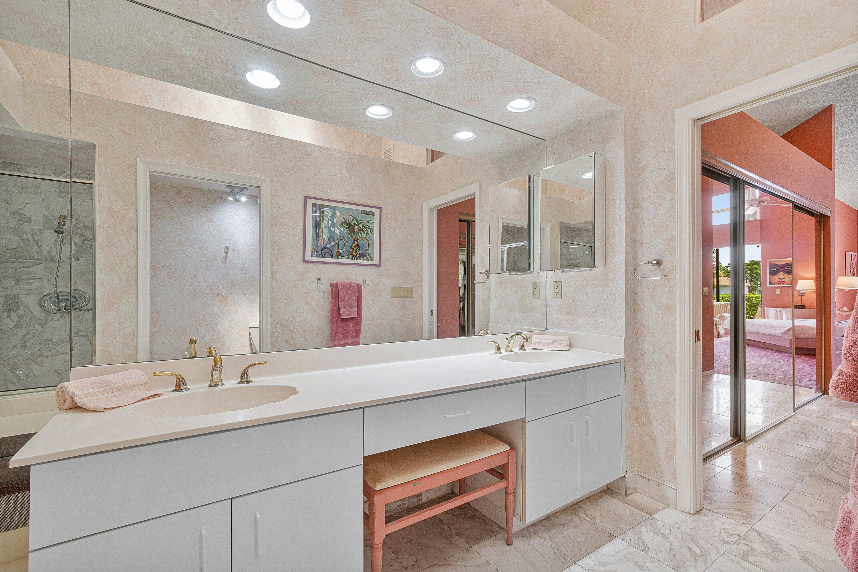 17045 Ryton Lane Boca Raton, FL 33496 - Photo 15 of 55 Primary Bathroom