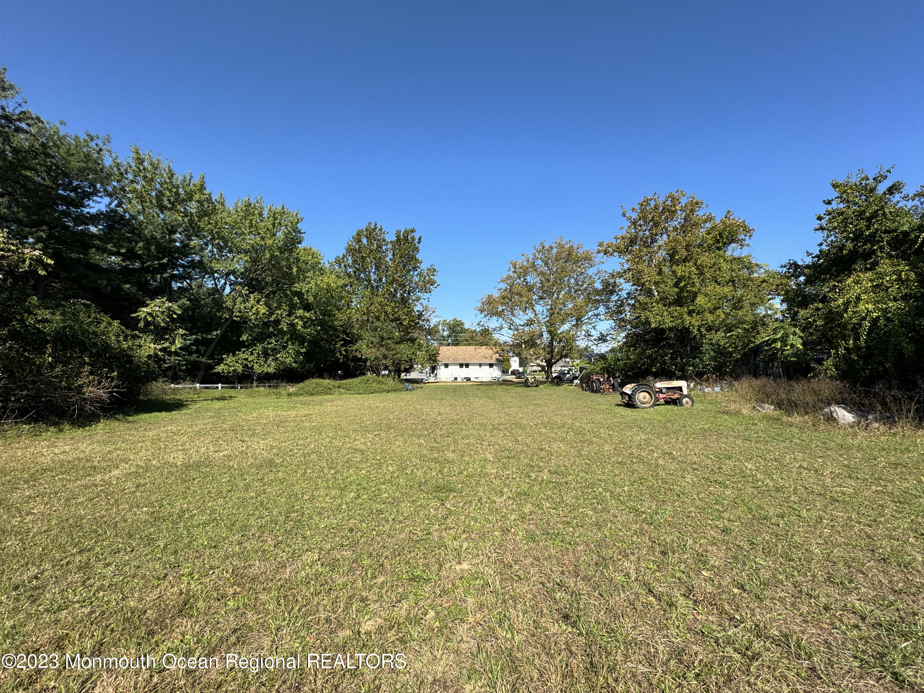 543 Bethany Road, Unit B Holmdel, NJ 07733 - Photo 1 of 23 backYardAcreageToHouse