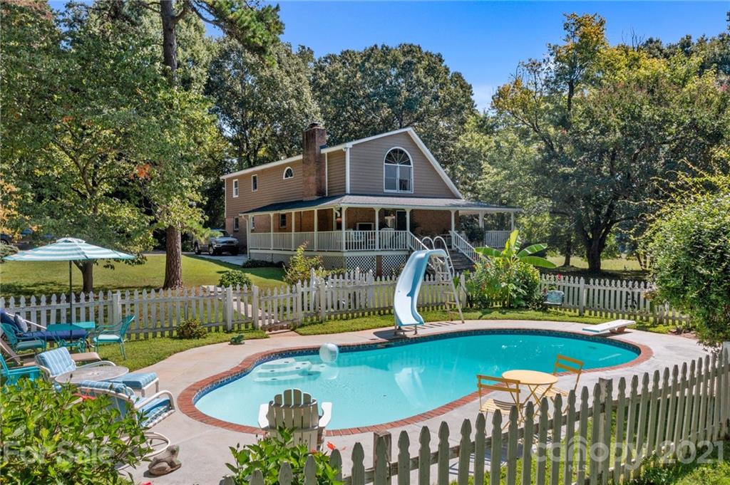 8001 Hambright Road Huntersville, NC 28078 - Photo 16 of 31 Gallery Image 16