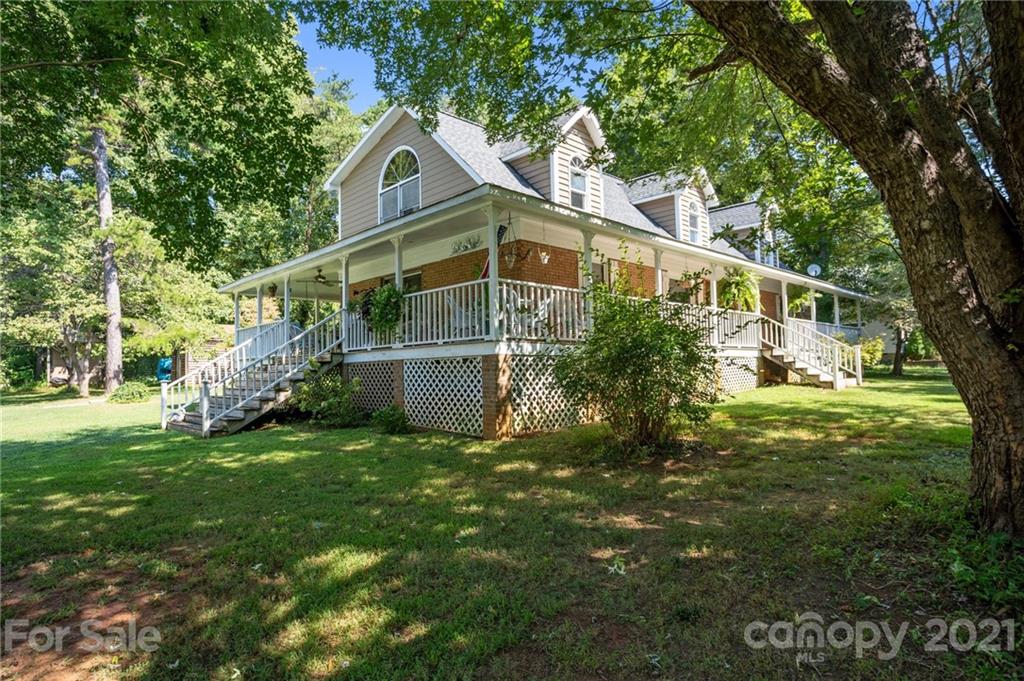 8001 Hambright Road Huntersville, NC 28078 - Photo 3 of 31 Gallery Image 3