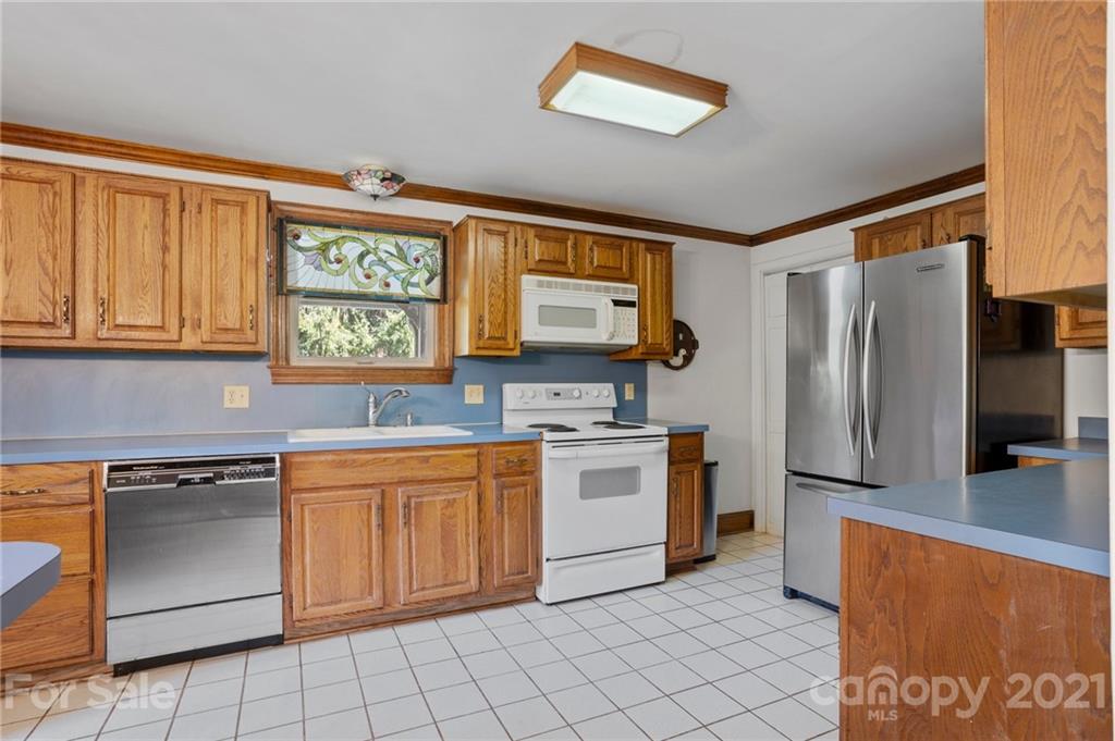 8001 Hambright Road Huntersville, NC 28078 - Photo 21 of 31 Gallery Image 21
