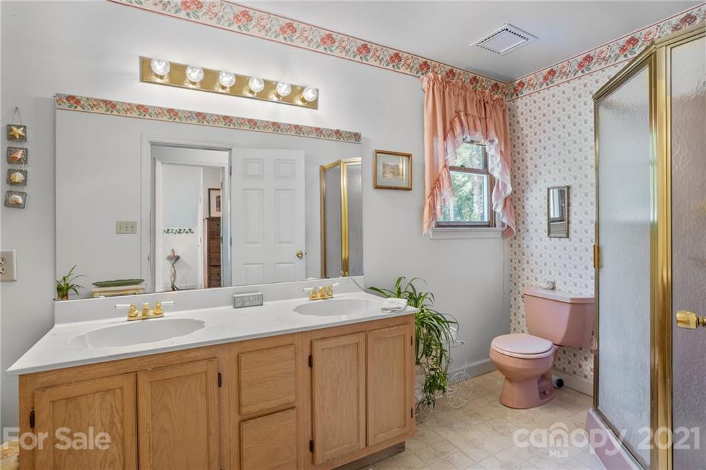 8001 Hambright Road Huntersville, NC 28078 - Photo 28 of 31 Gallery Image 28