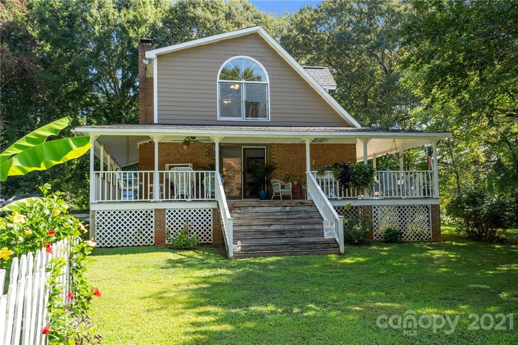 8001 Hambright Road Huntersville, NC 28078 - Photo 5 of 31 Gallery Image 5
