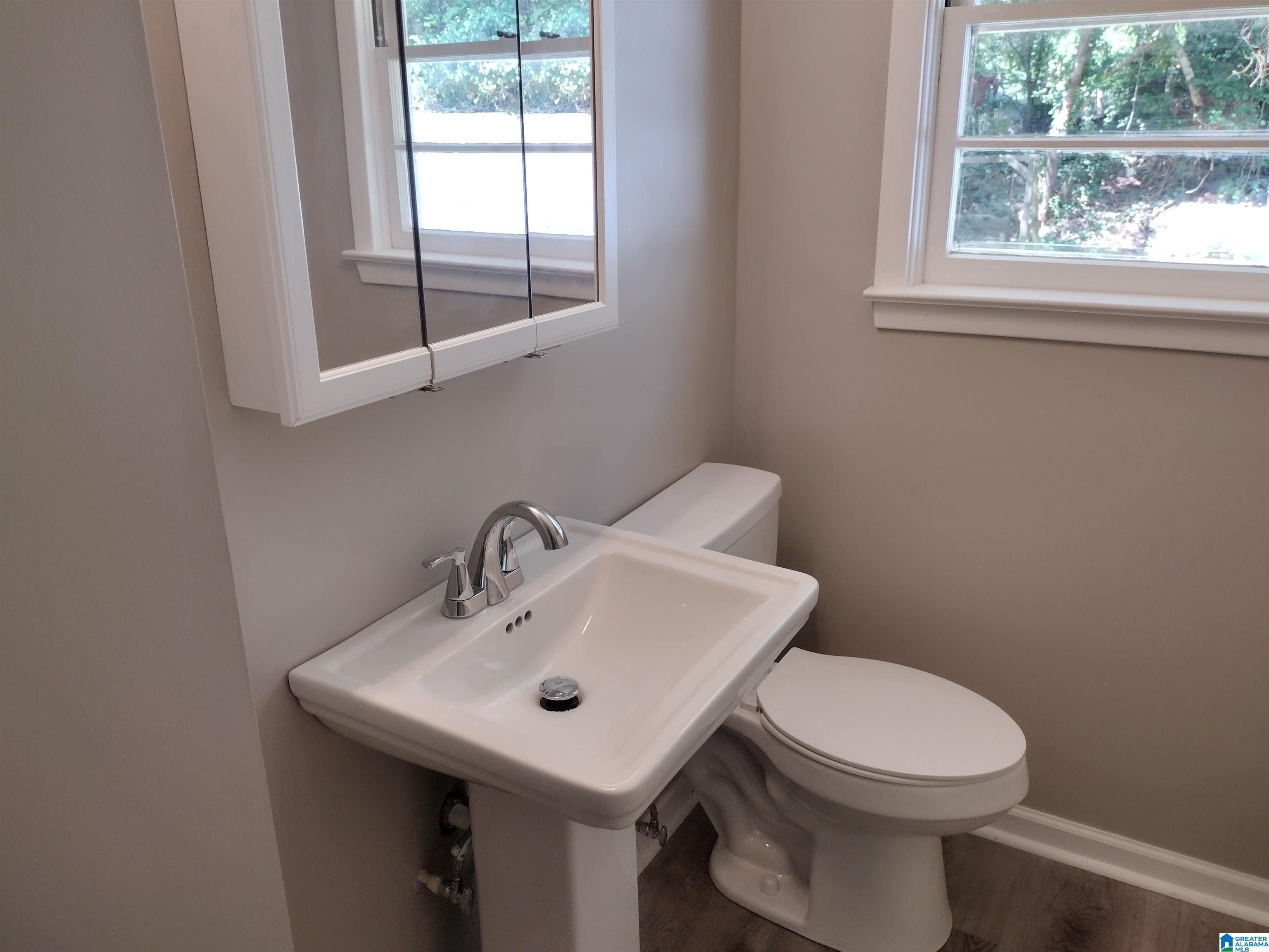 404 Shamrock Avenue Weaver, AL 36277 - Photo 13 of 47