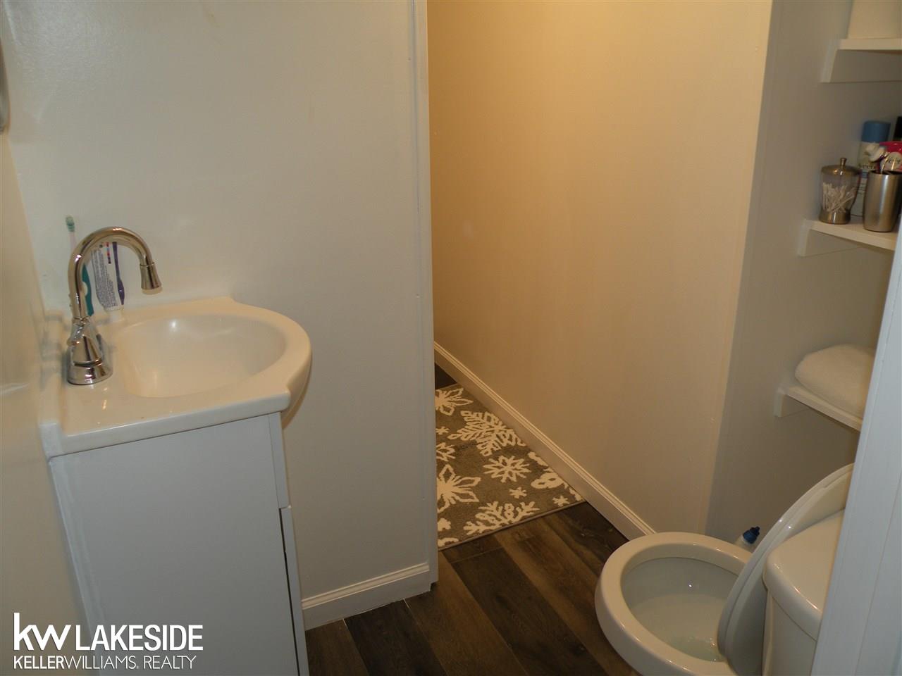 2368 Covert Road Burton, MI 48509 - Photo 11 of 17