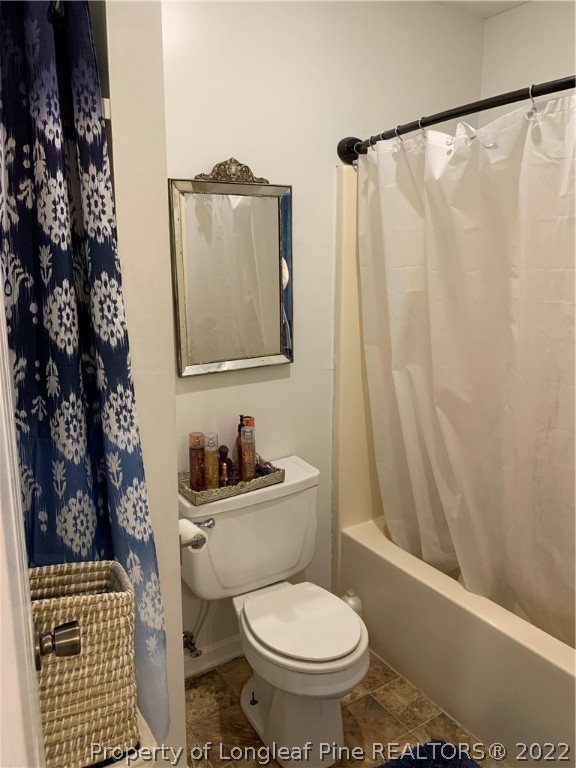 129 East 12 Oaks Road Raeford, NC 28376 - Photo 12 of 13 Gallery Image 12