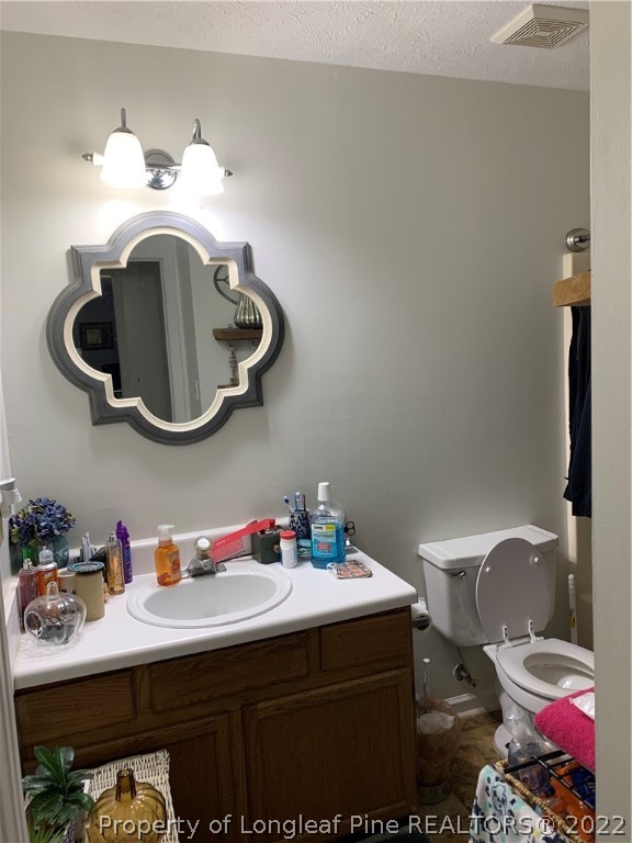 129 East 12 Oaks Road Raeford, NC 28376 - Photo 9 of 13 Gallery Image 9
