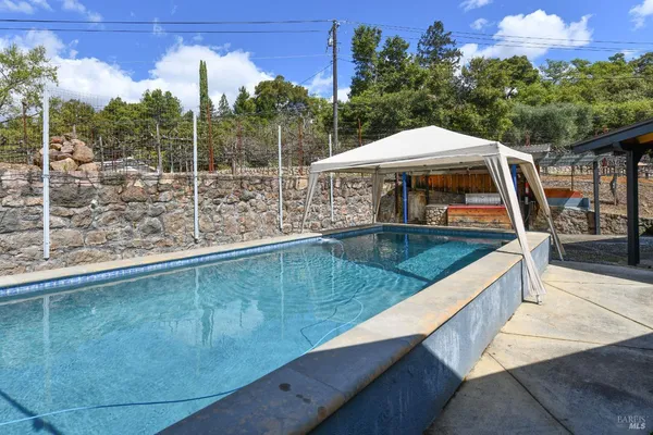$1,695,000 | 455 Glass Mountain Road, St. Helena, CA 94574
