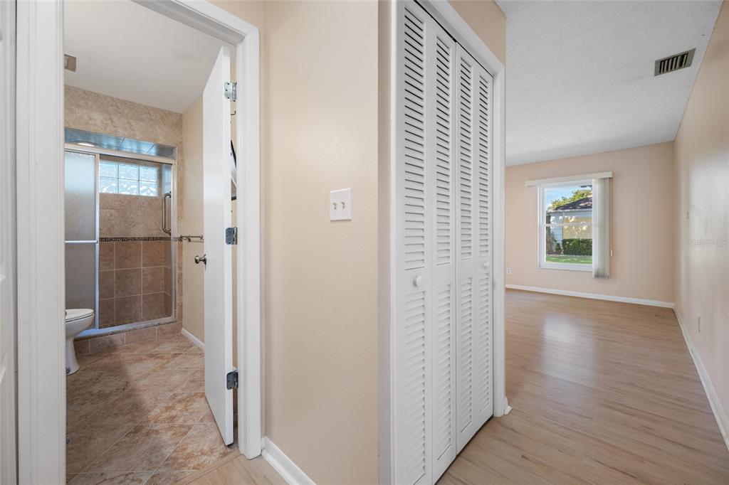 8440 Brentwood Road Seminole, FL 33777 - Photo 13 of 24
