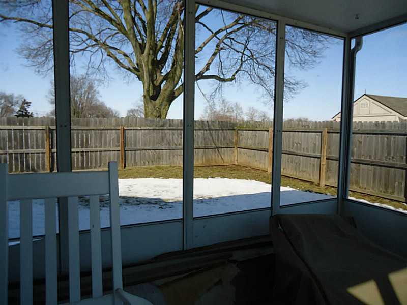 2540 Cedar Ridge Drive Columbus, IN 47203 - Photo 12 of 12 Gallery Image 12