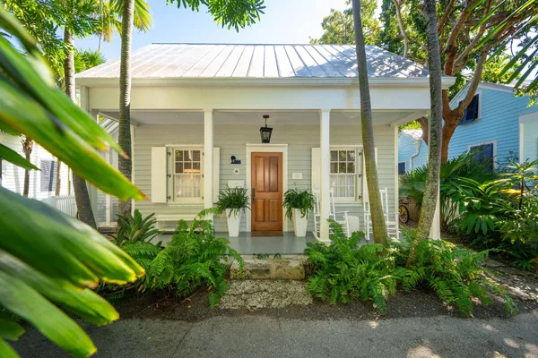 $2,750,000 | 808 Carey Lane, Key West, FL 33040