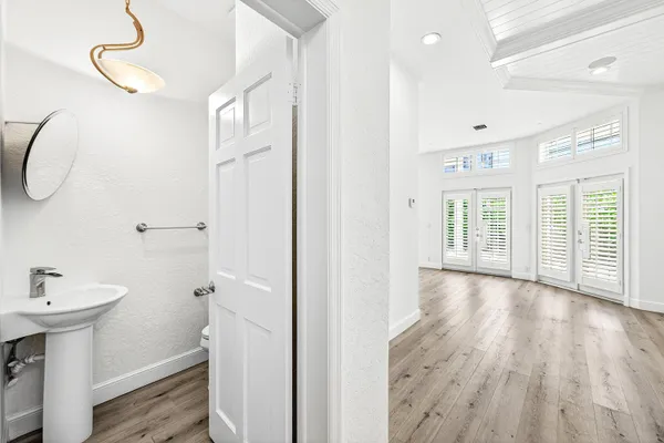 $3,895,000 | 130 Jupiter Key Road, Jupiter, FL 33477