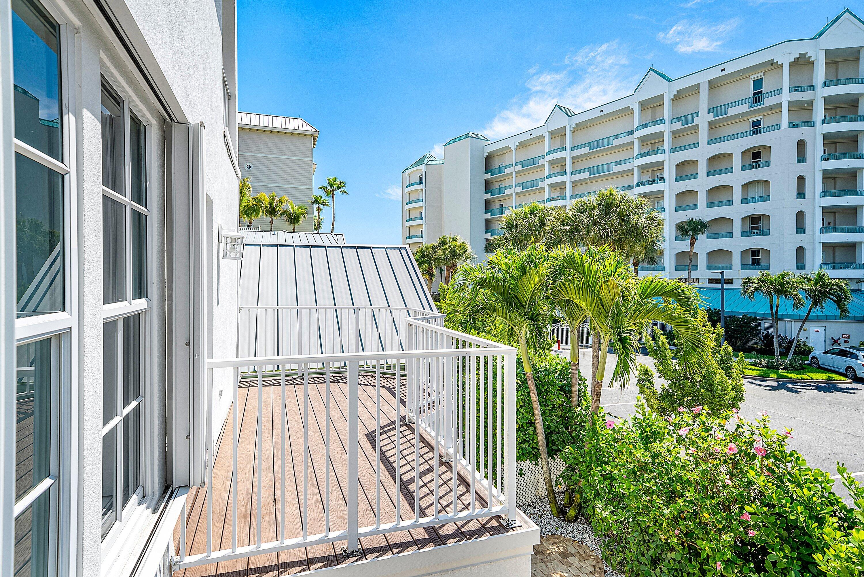 130 Jupiter Key Road Jupiter, FL 33477 - Photo 27 of 61 044-130JupiterKeyRoad-Jupiter-FL-33477-S