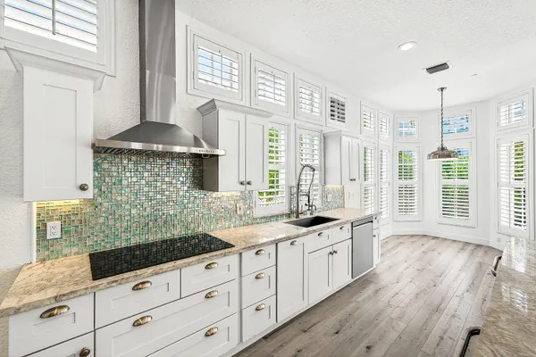 $3,895,000 | 130 Jupiter Key Road, Jupiter, FL 33477