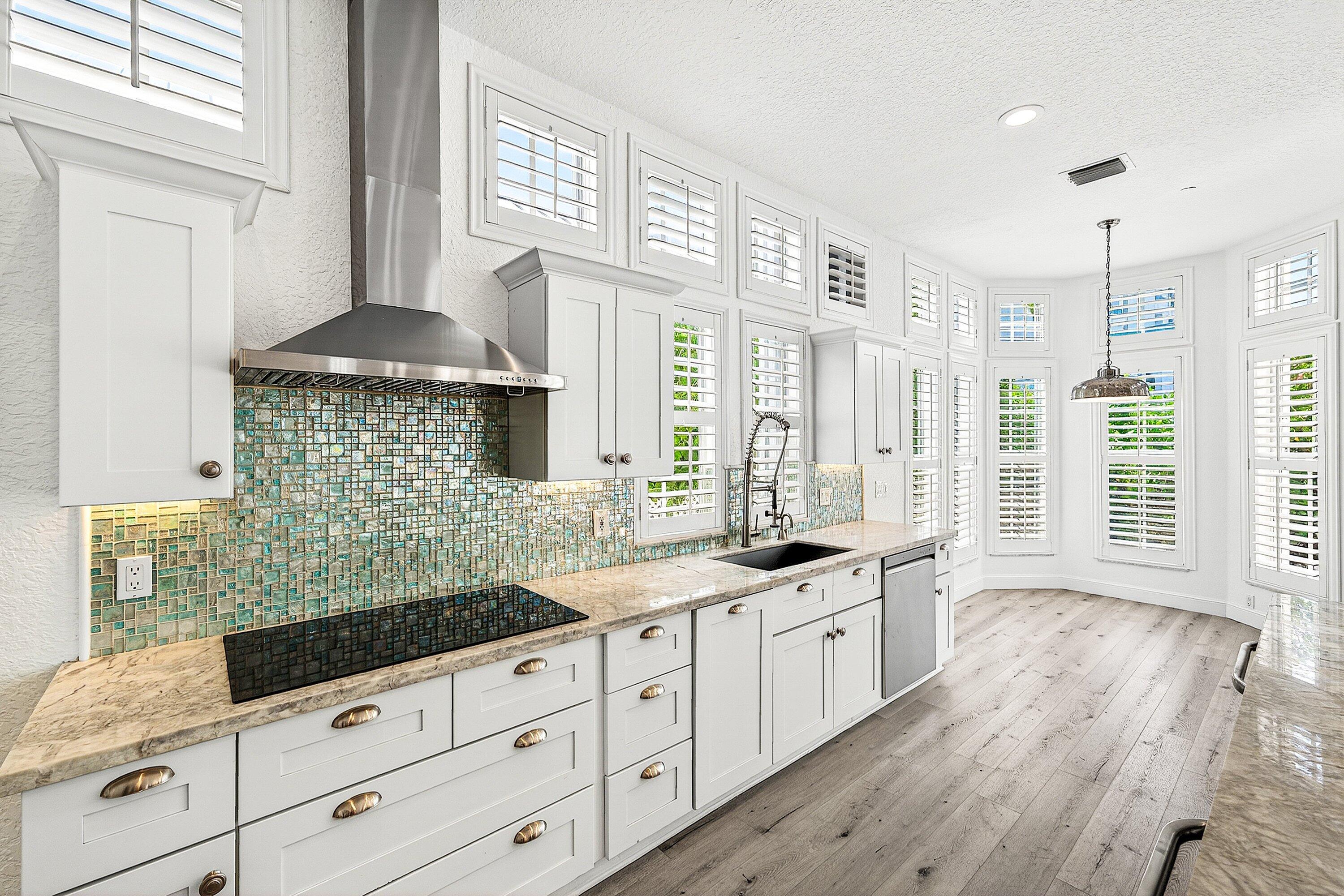 130 Jupiter Key Road Jupiter, FL 33477 - Photo 7 of 61 014-130JupiterKeyRoad-Jupiter-FL-33477-S