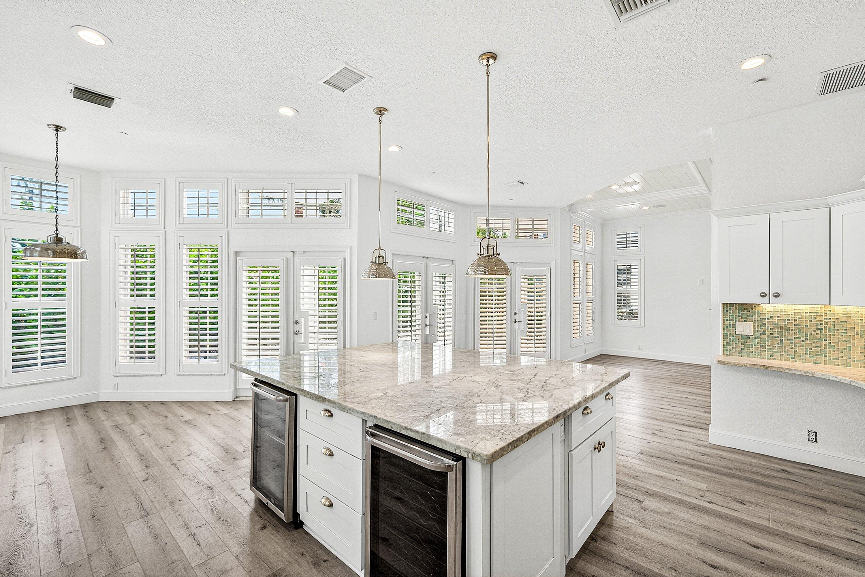 130 Jupiter Key Road Jupiter, FL 33477 - Photo 8 of 61 015-130JupiterKeyRoad-Jupiter-FL-33477-S