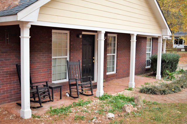 712 Mobley Road Hamilton, GA 31811 - Photo 3 of 23 Front Porch