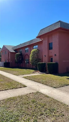 $1,150 | 257 Southwest Lincoln Circle North, Unit 3208, St. Petersburg, FL 33703