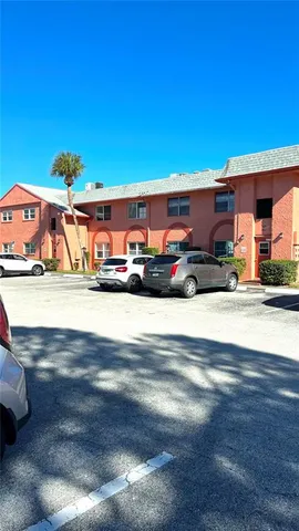 $1,150 | 257 Southwest Lincoln Circle North, Unit 3208, St. Petersburg, FL 33703