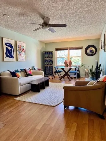 $1,150 | 257 Southwest Lincoln Circle North, Unit 3208, St. Petersburg, FL 33703