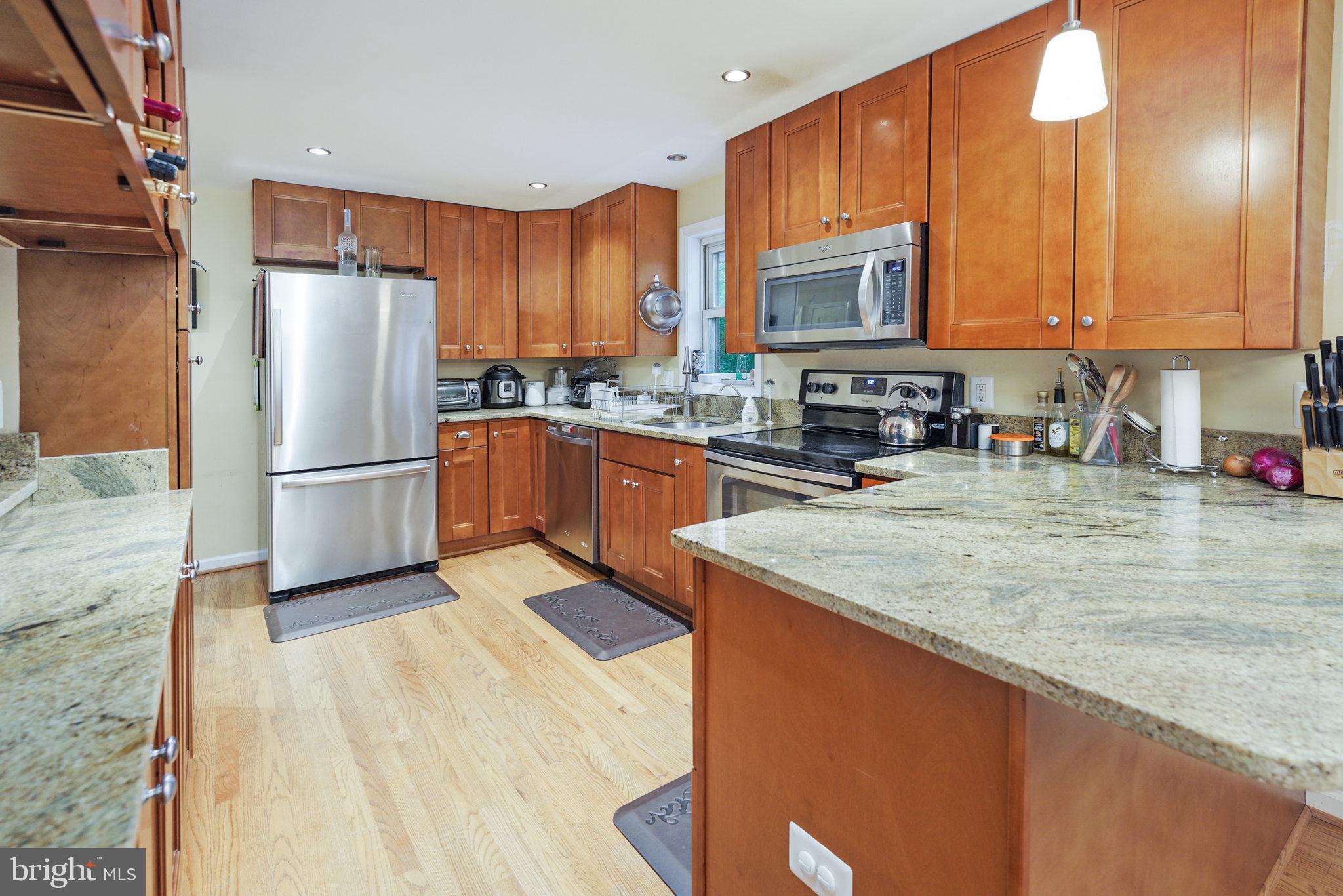7409 Lake Drive Manassas, VA 20111 - Photo 33 of 51