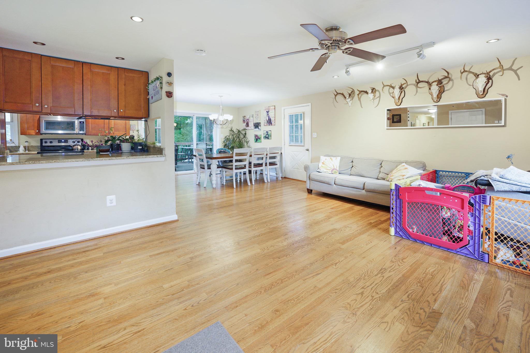 7409 Lake Drive Manassas, VA 20111 - Photo 36 of 51