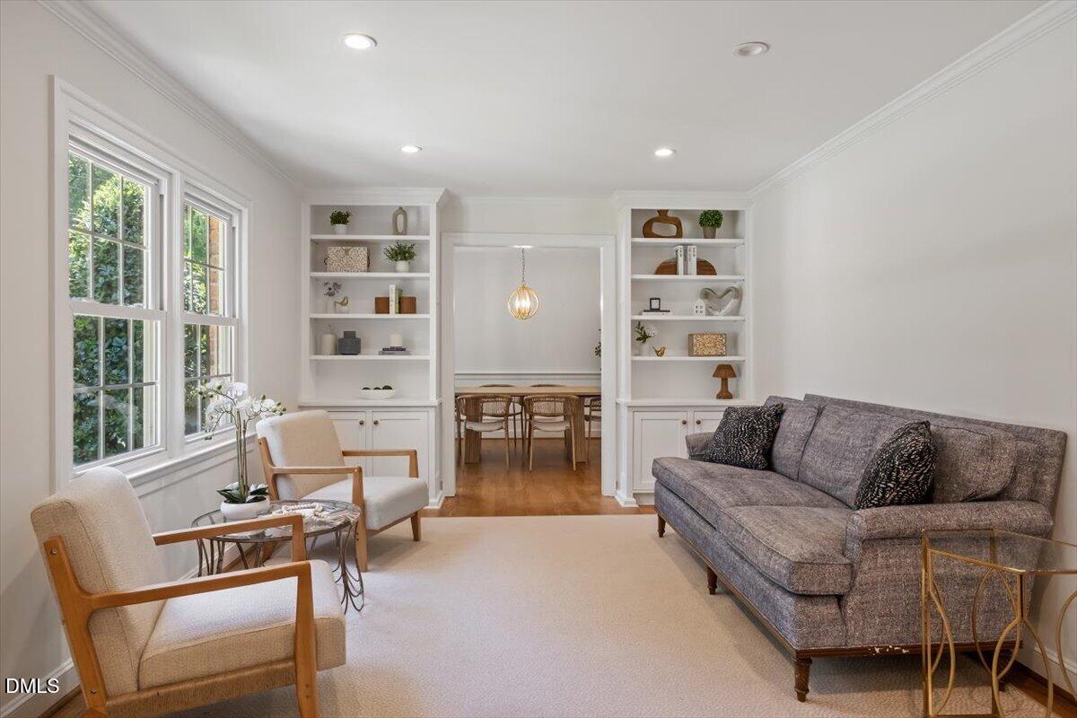 1101 Winona Road Raleigh, NC 27609 - Photo 4 of 47