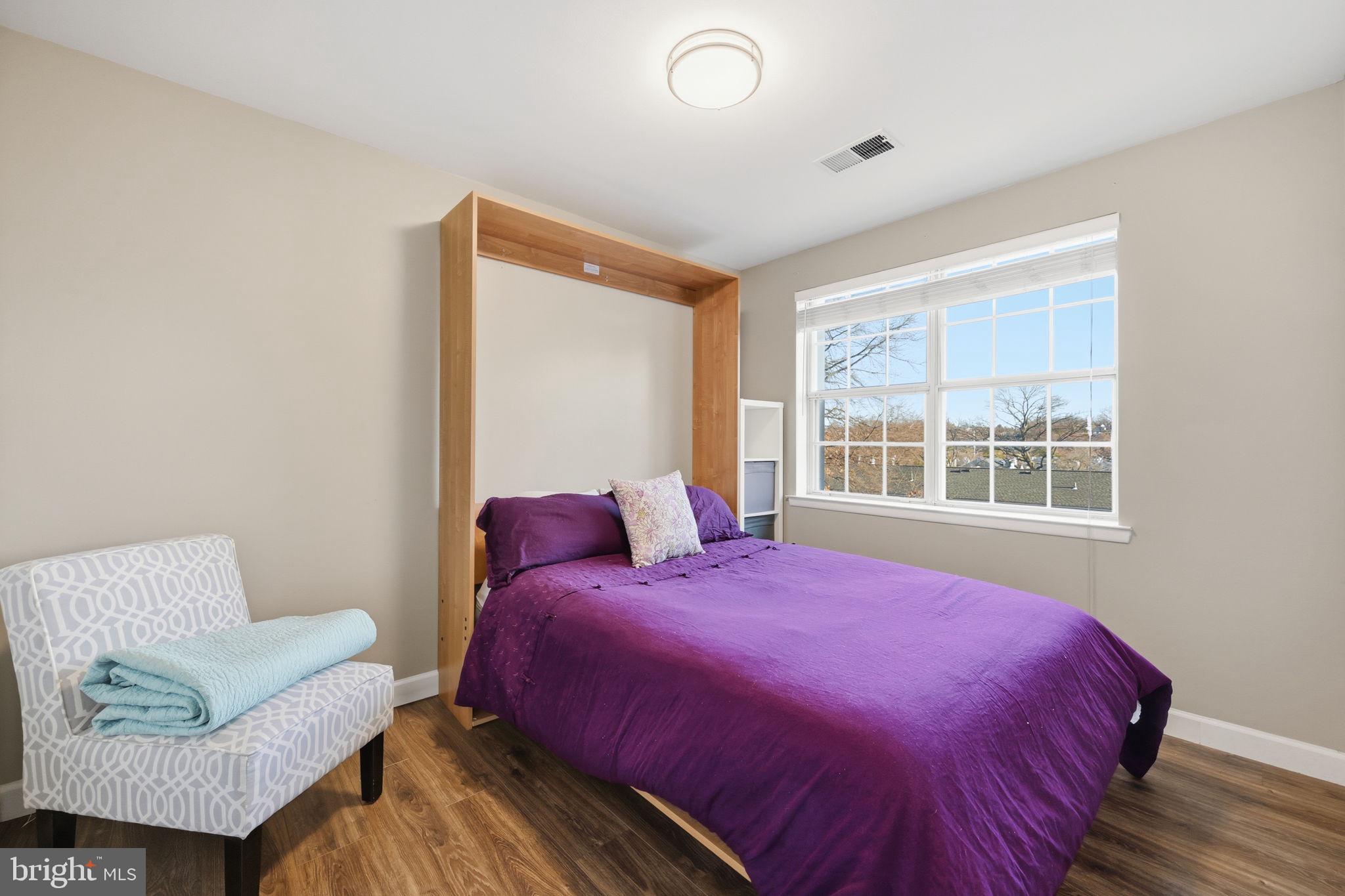 4608 28th Road South, Unit B Arlington, VA 22206 - Photo 14 of 21 Bedroom 2