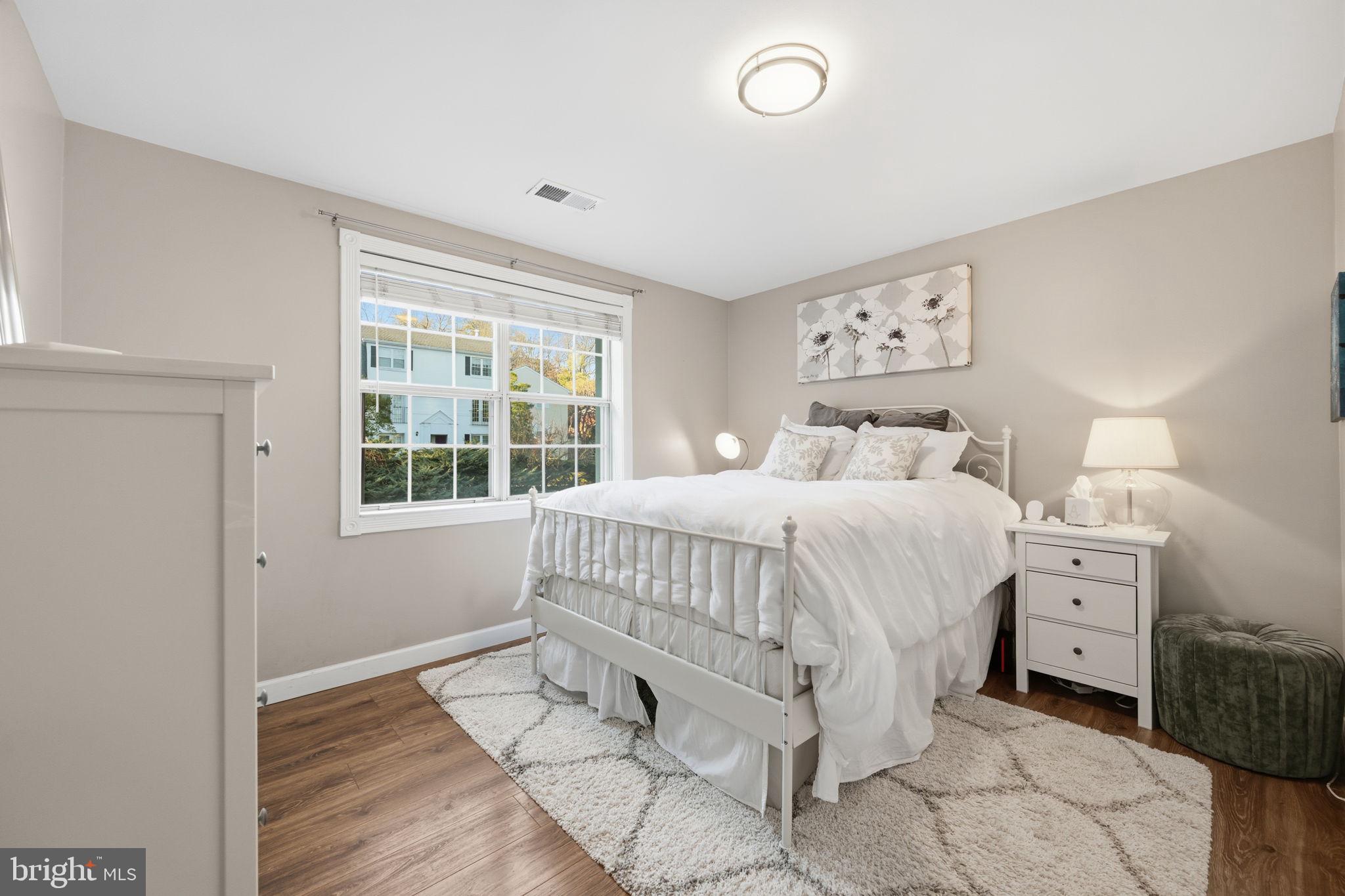 4608 28th Road South, Unit B Arlington, VA 22206 - Photo 8 of 21 Bedroom 1