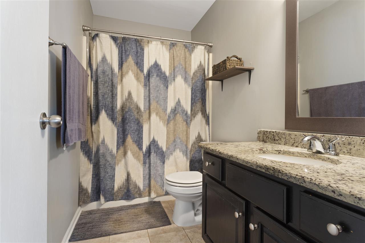 20 King Henry Road Southeast Poplar Grove, IL 61065 - Photo 11 of 28 Gallery Image 11