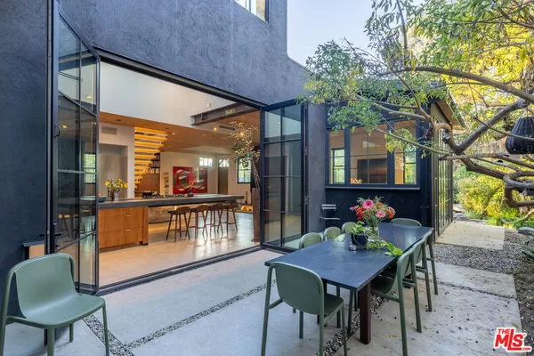 $33,000 | 746 Marco Place, Venice, CA 90291