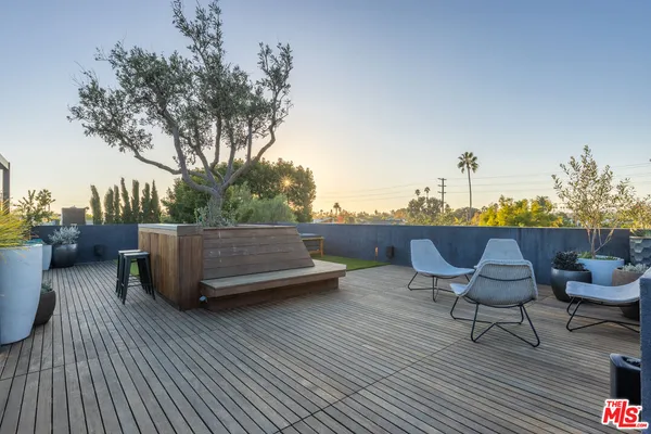 $33,000 | 746 Marco Place, Venice, CA 90291