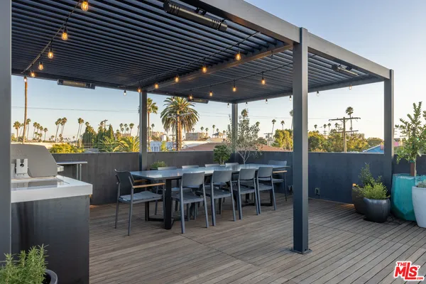 $33,000 | 746 Marco Place, Venice, CA 90291