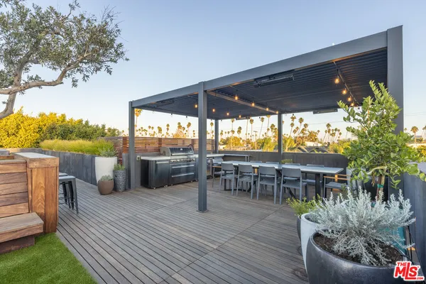 $33,000 | 746 Marco Place, Venice, CA 90291