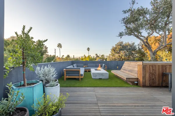 $33,000 | 746 Marco Place, Venice, CA 90291
