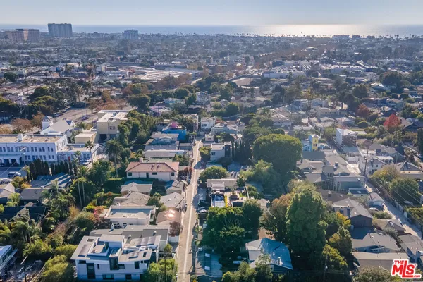 $33,000 | 746 Marco Place, Venice, CA 90291