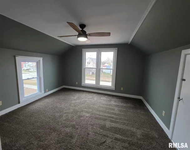 $79,900 | 413 12th Avenue, Fulton, IL 61252