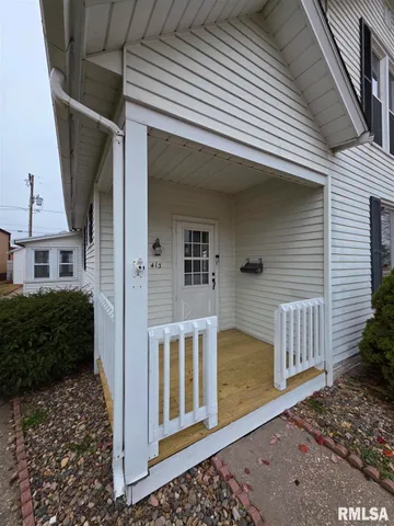 $79,900 | 413 12th Avenue, Fulton, IL 61252