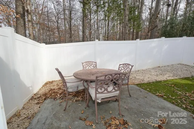 $2,000 | 1542 Rumstone Lane, Charlotte, NC 28262