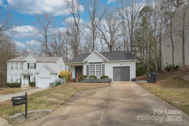 $2,000 | 1542 Rumstone Lane, Charlotte, NC 28262