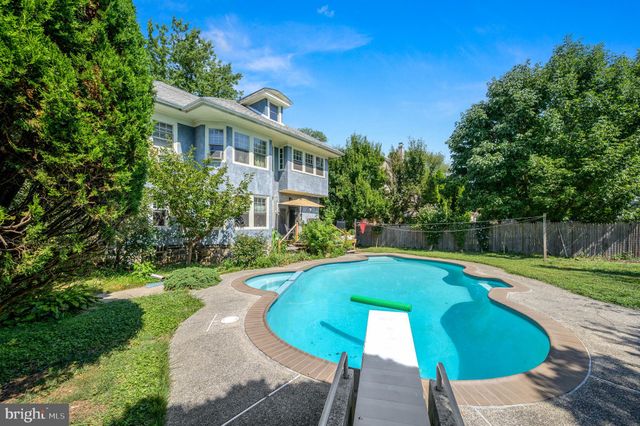 $310,000 | 62 West Stratford Avenue, Lansdowne, PA 19050