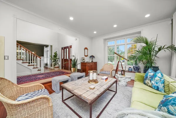 $930,000 | 35080 North Oak Knoll Circle, Gurnee, IL 60031