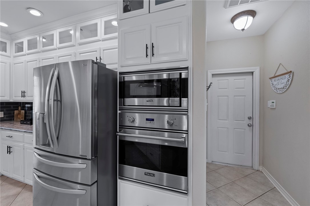 173 David Sandia, TX 78383 - Photo 7 of 40