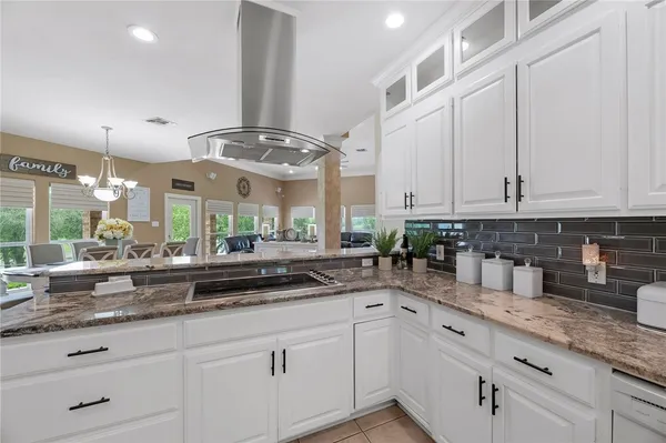 $650,000 | 173 David, Sandia, TX 78383