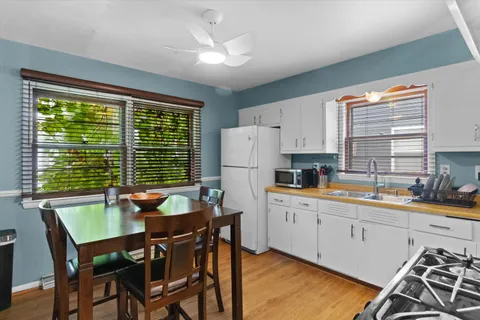 $299,000 | 2728 North Carlton Place, Unit 2730, Milwaukee, WI 53210