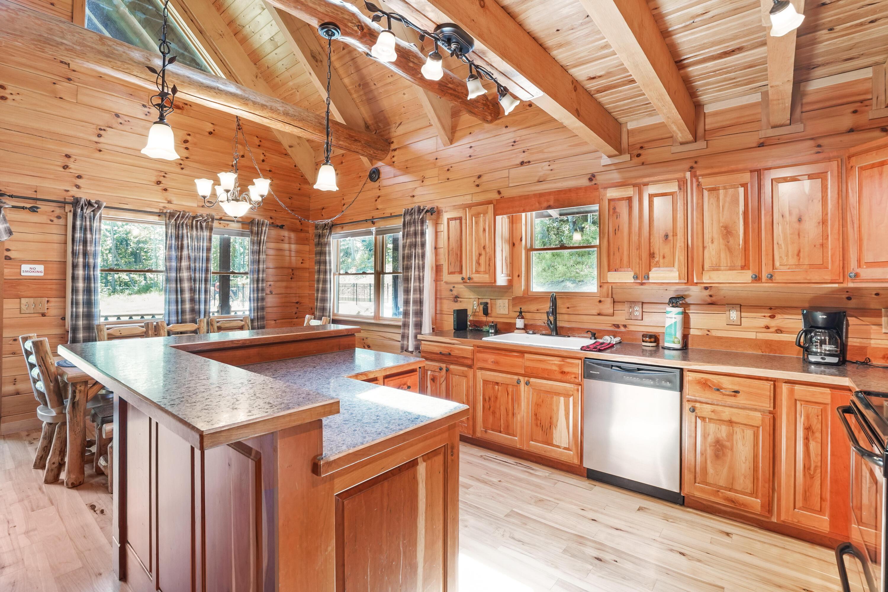18188 Buckingham Road Logan, OH 43138 - Photo 17 of 65 33-print-DSC02298