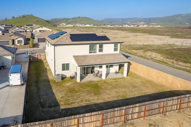 $699,000 | 19733 Desert Willow Lane, Friant, CA 93626