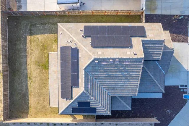 $699,000 | 19733 Desert Willow Lane, Friant, CA 93626